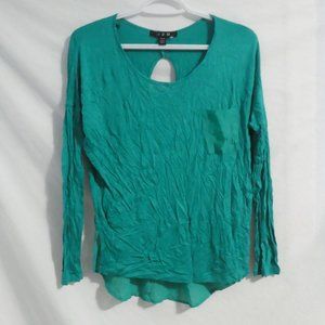 U2B | medium | Long Sleeve Shirt With Keyhole Back and Faux Undershirt Back